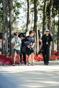 BIB: 
                            <button type="button" onclick="openModal(27505917)" class="btn btn-primary btn-sm float-right btn-popup" data-toggle="modal" data-target=".modal-high-quality">
                        <i class="fas fa-shopping-cart"></i> Add to Cart
                    </button>
                                            <button type="button" onclick="isThisMe(27505917, true)" class="btn btn-success btn-sm float-right btn-popup btn-isme hidden" data-toggle="tooltip" data-placement="bottom" title="นี่คือรูปของคุณใช่ไหม คลิกที่นี่เพื่อเอาเข้าอัลบั้ม">
                        <i class="fas fa-plus"></i> Add to album
                    </button>
                    <button type="button" onclick="isThisMe(27505917, false)" class="btn btn-warning btn-sm float-right btn-popup btn-isnotme hidden">
                        <i class="fas fa-ban"></i> Remove from album
                    </button>